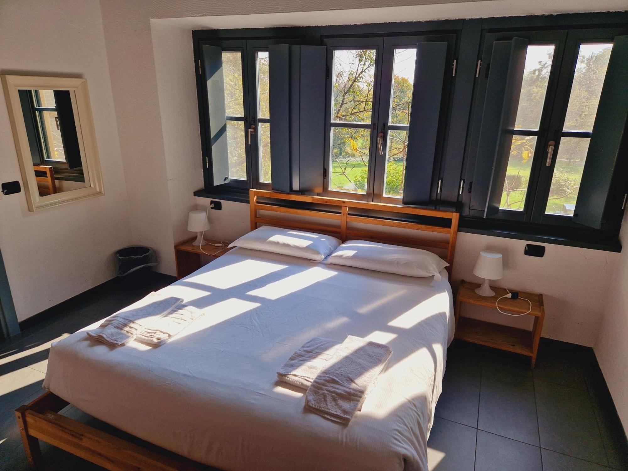 B&B E Ostello, Parco Di Monza, Cascina Costa Alta Exterior foto